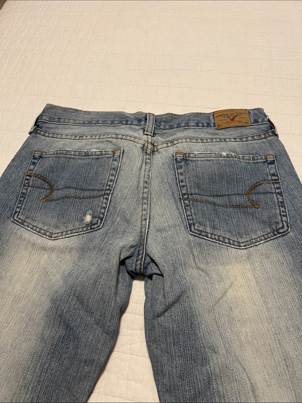 American Eagle Outfitters Light Blue Flare Leg Jeans - Washed Denim